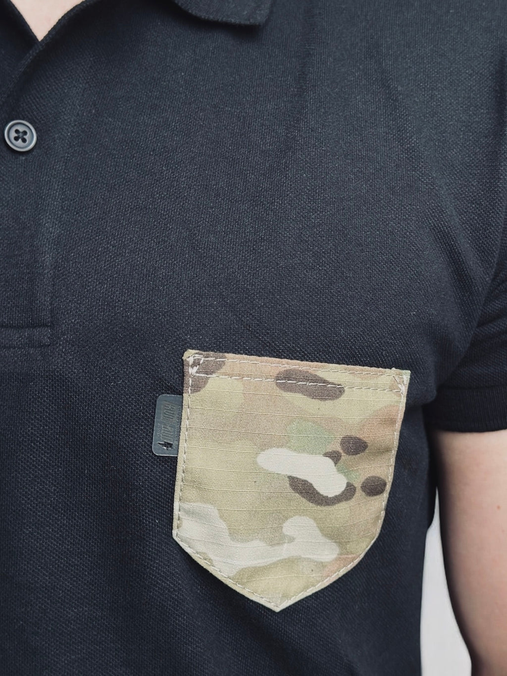 COMMANDER POCKET POLO