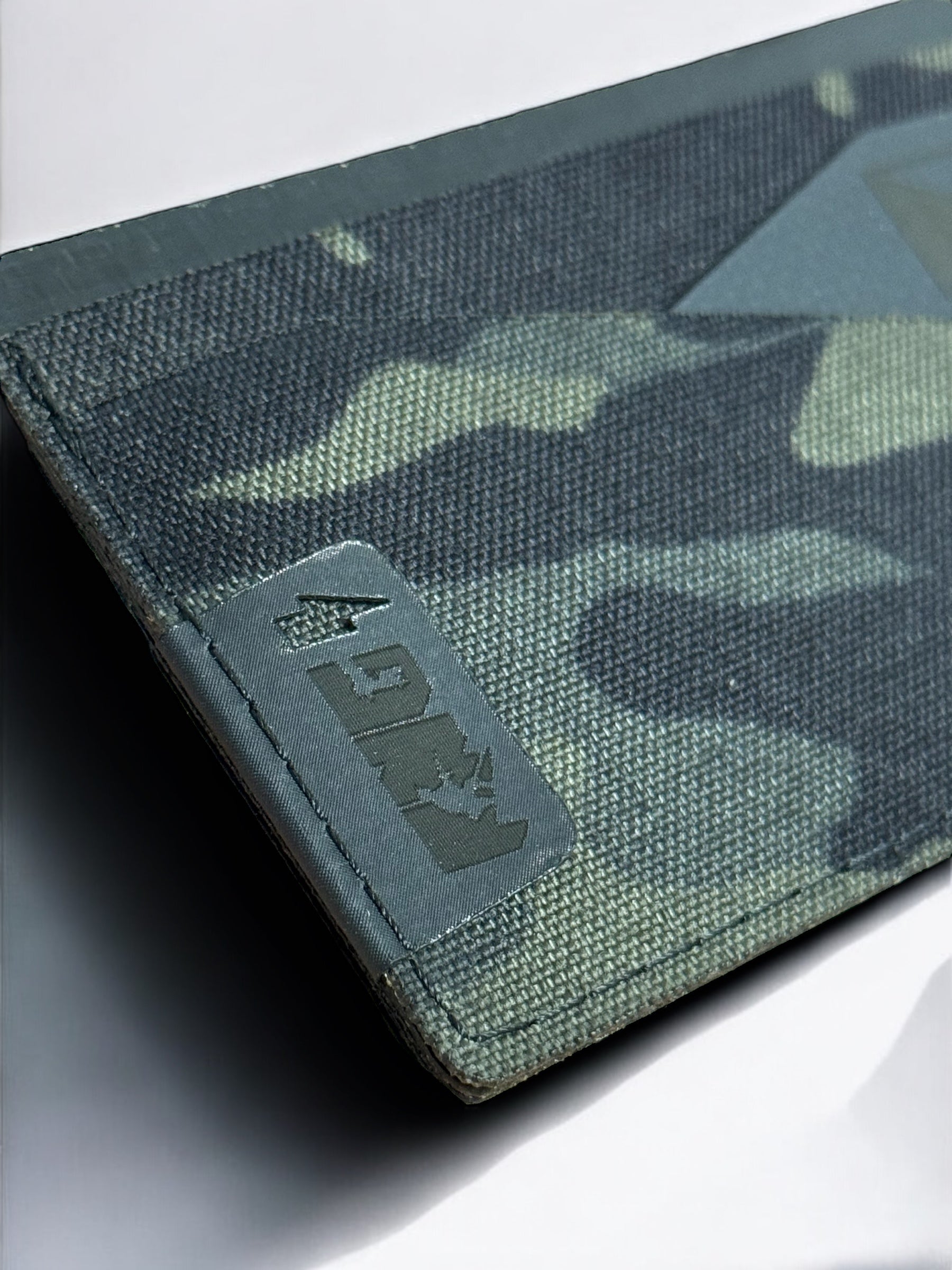 Slim Card Holder - Operator - RUN 'N' GUN